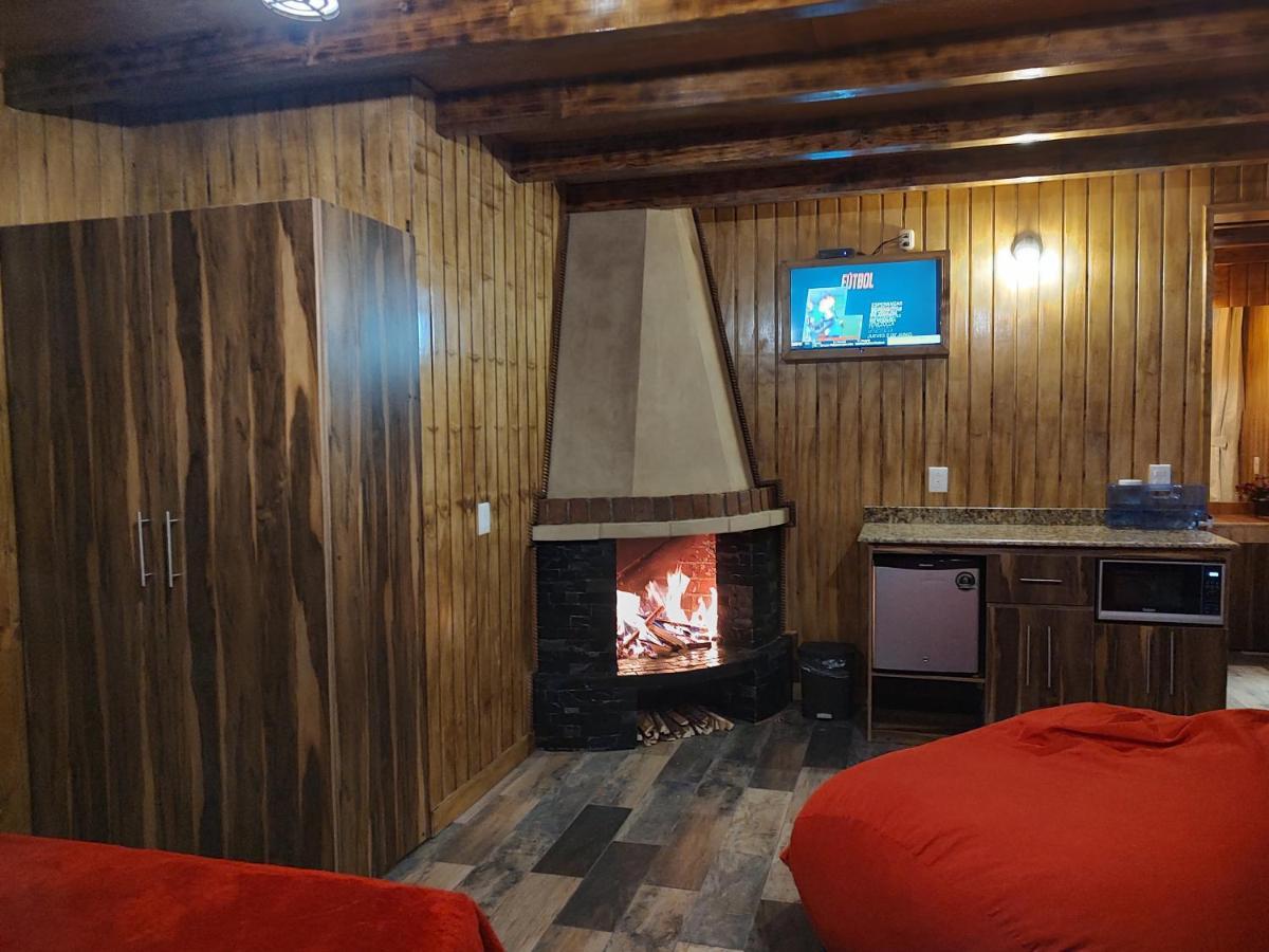 Club Tejamaniles Hotel Los Azufres Eksteriør billede