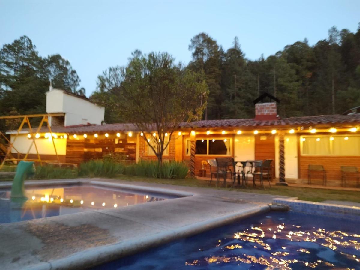Club Tejamaniles Hotel Los Azufres Eksteriør billede