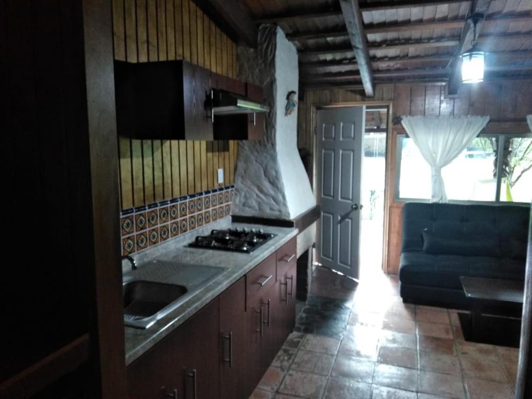 Club Tejamaniles Hotel Los Azufres Eksteriør billede