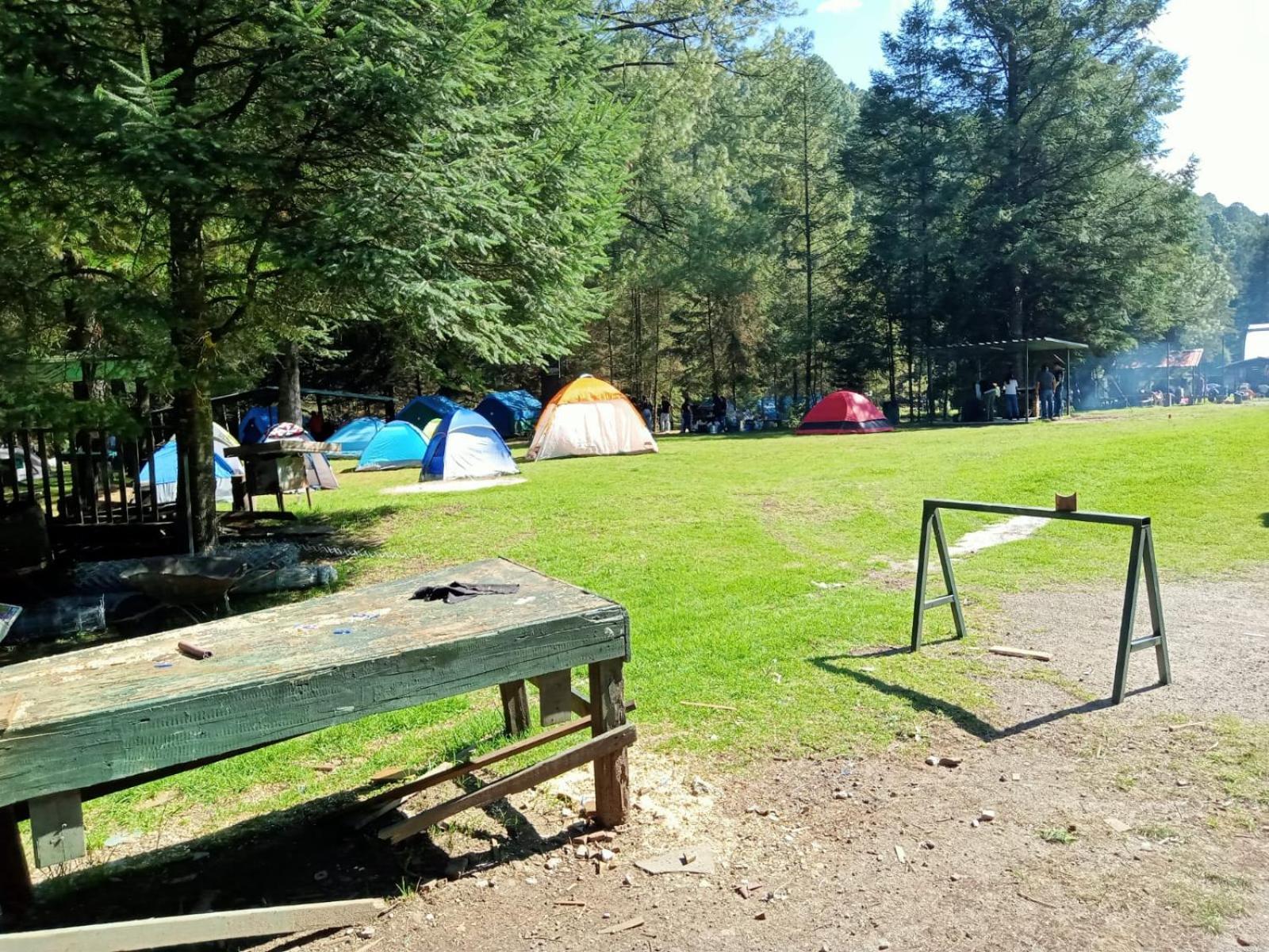 Club Tejamaniles Hotel Los Azufres Eksteriør billede