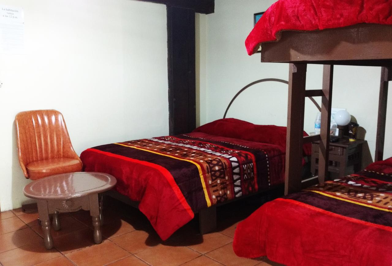 Club Tejamaniles Hotel Los Azufres Eksteriør billede